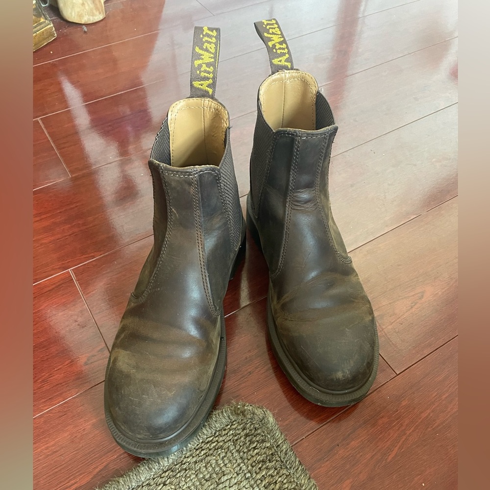 Dr Martens Crazy Horse Leather Chelsea Boot Size 7 M
